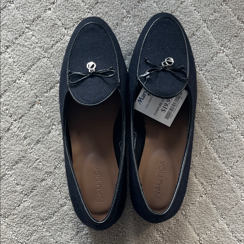 Nautica Women’s Black Loafers